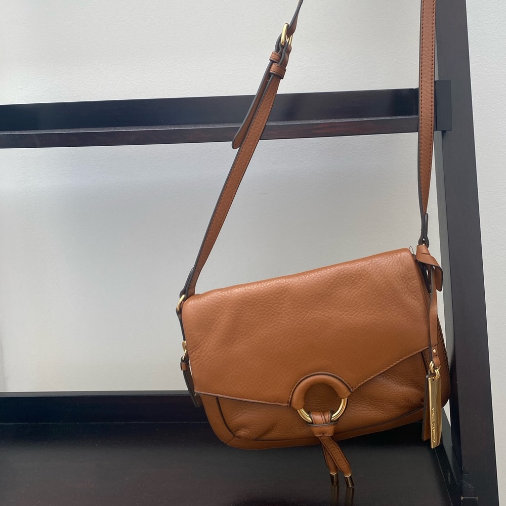 NEW VINCE CAMUTO CROSS BODY BAG